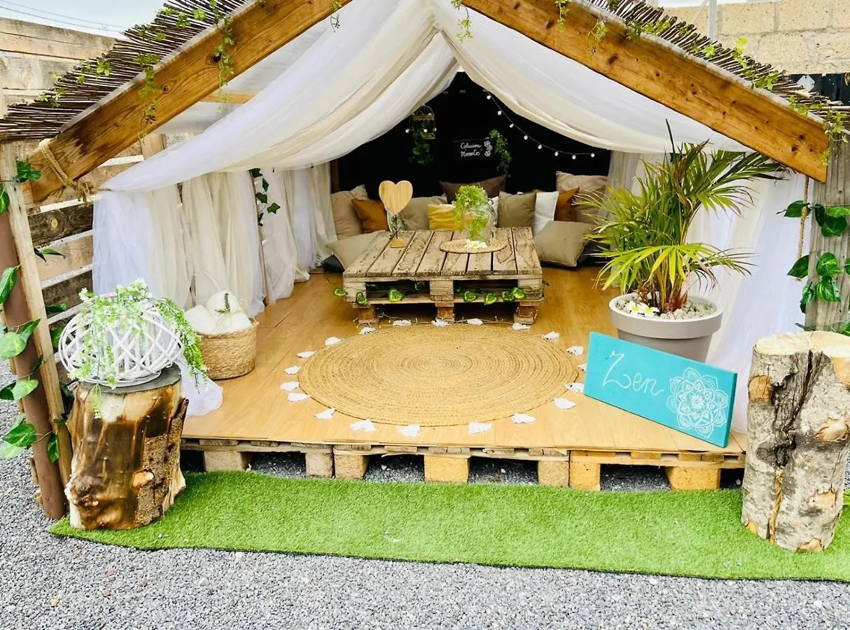 Сasa de vacaciones Villa Bernegal Moneyba Hot Tub Climatizado Piscina Y Jardin Buzanada