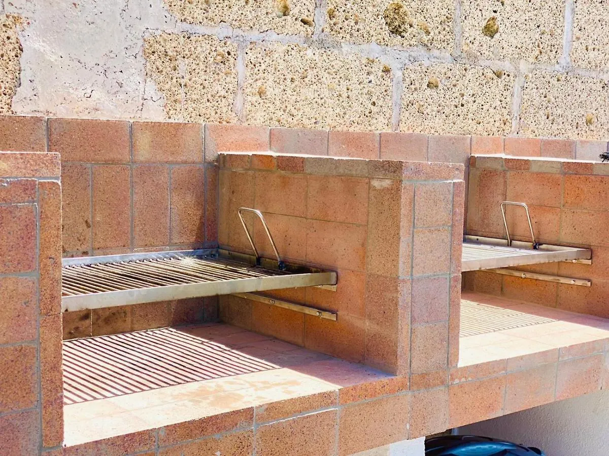 Bernegal Moneyba Hot Tub Climatizado Piscina Y Jardin Villa Buzanada Holiday home
